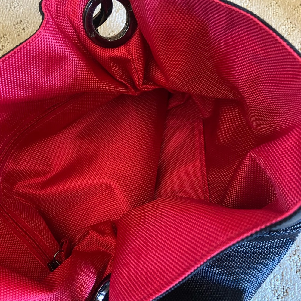 Handbag - Picture 2 of 4